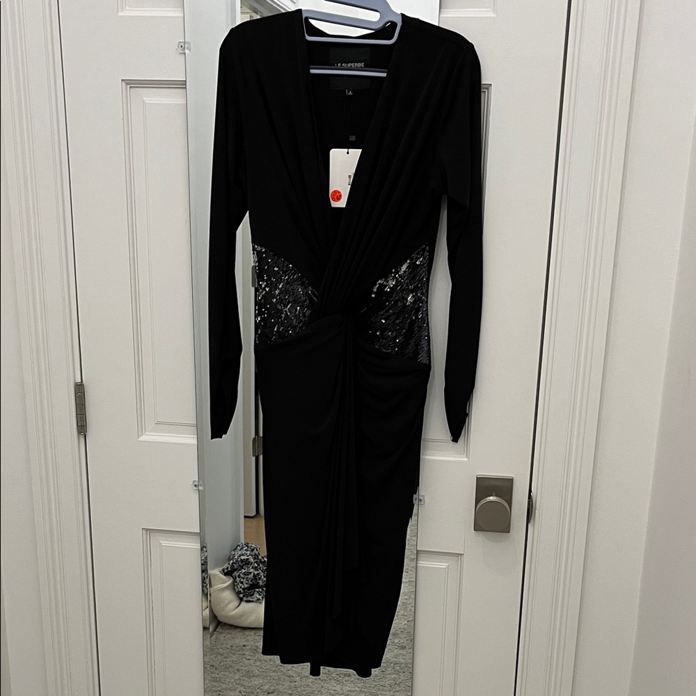 Le Superbe Elegant Black Sequin Dress size 4